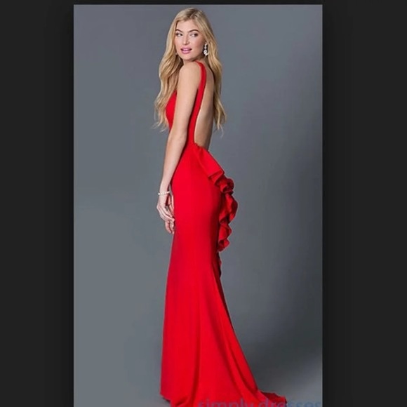 XSCAPE open back ruffle dress - Picture 2 of 8